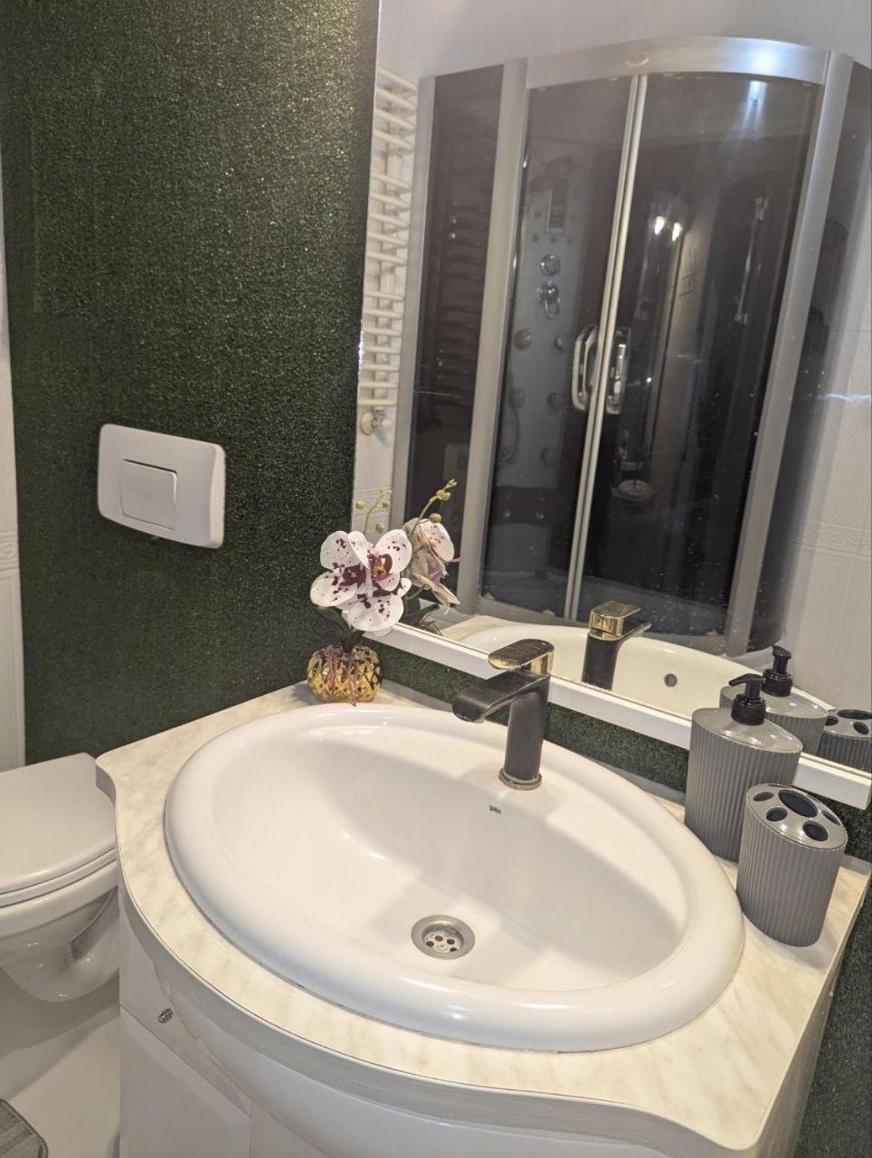 Ferienwohnung Центр Либідь Плаза Новобудова Провулок Лапушкіна 9 Khmelʼnytsʼkyy Exterior foto